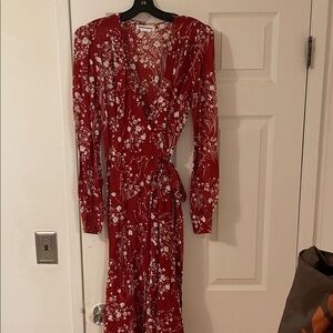 EUC Reformation Red Floral Long Sleeve Wrap Dress